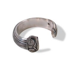 Adrian Olabuenaga IONIC Sterling Silver Bracelet