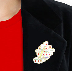 Neon Park RAIN CLOUD Brooch jewelry new pop series